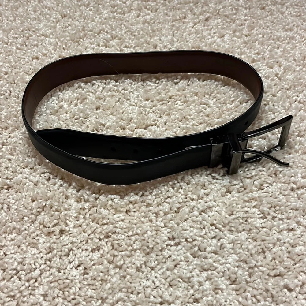 Reversible leather belt